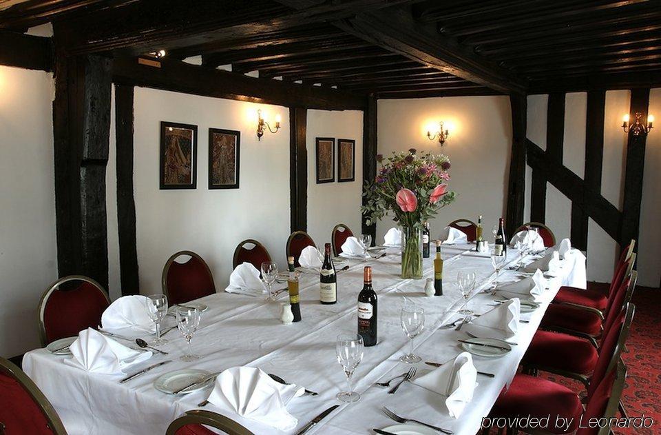 Brook Red Lion Hotel Colchester Bagian luar foto